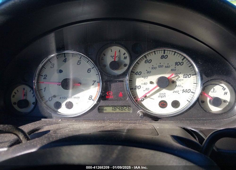 2001 MAZDA MX-5 MIATA LS/SPECIAL EDITION VIN: JM1NB353210204028