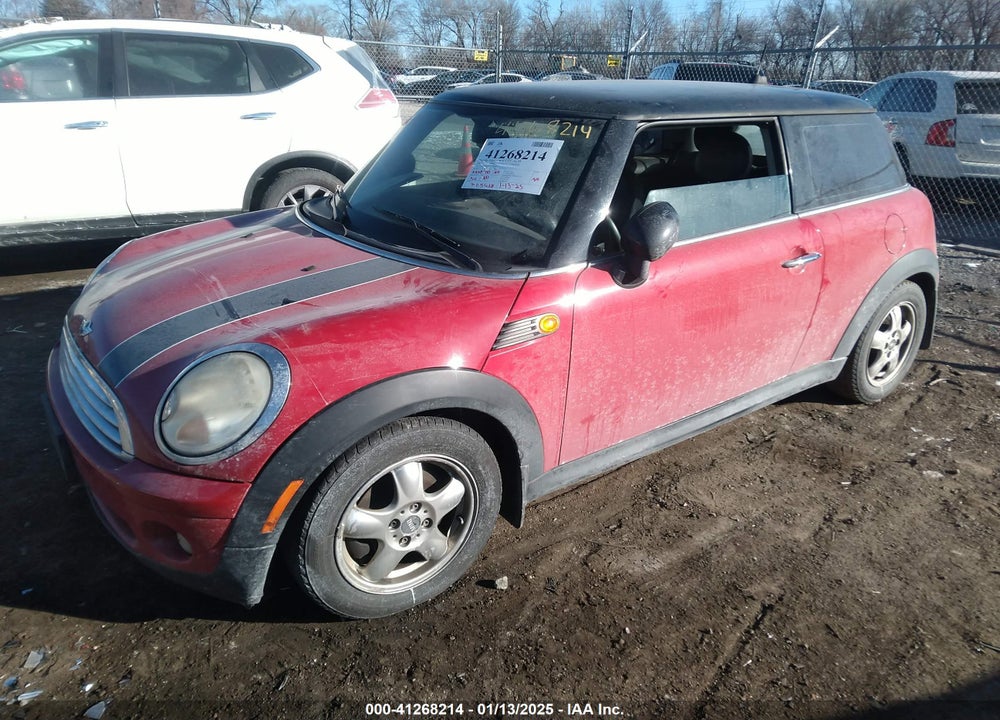 2008 MINI COOPER VIN: WMWMF33548TU65946