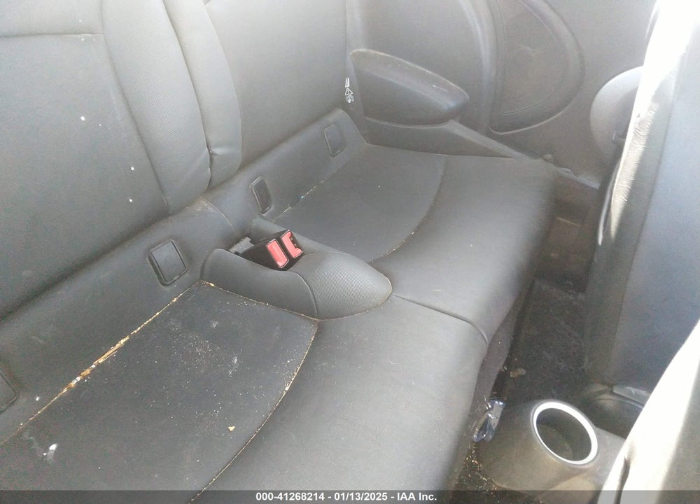2008 MINI COOPER VIN: WMWMF33548TU65946
