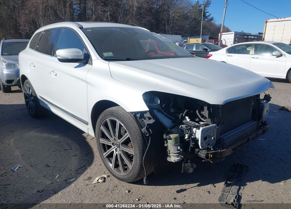 2014 VOLVO XC60 T6/T6 PLATINUM/T6 PREMIER PLUS/T6 R-DESIGN/T6 R-DESIGN PLATINUM/T6 R-DESIGN PREMIER PLUS VIN: YV4902DZ3E2555299
