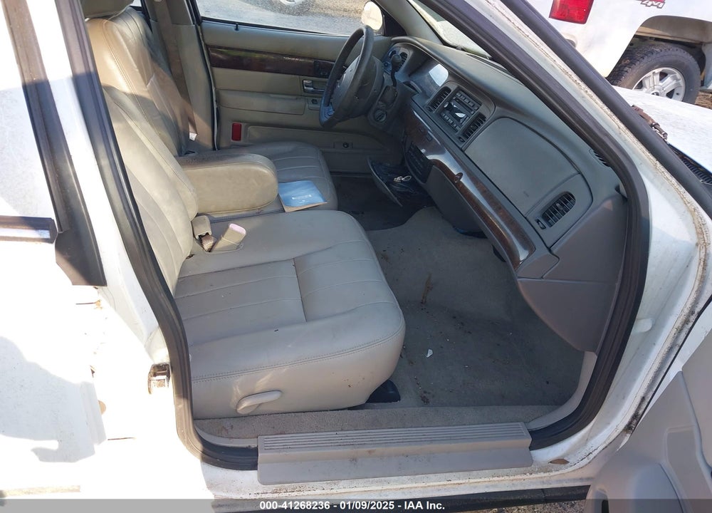 2009 MERCURY GRAND MARQUIS LS (FLEET ONLY) VIN: 2MEHM75VX9X634479