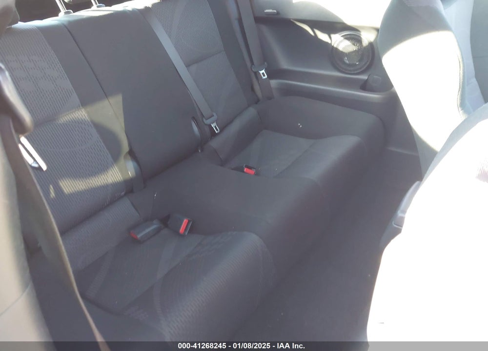 2011 SCION TC VIN: JTKJF5C71B3018753
