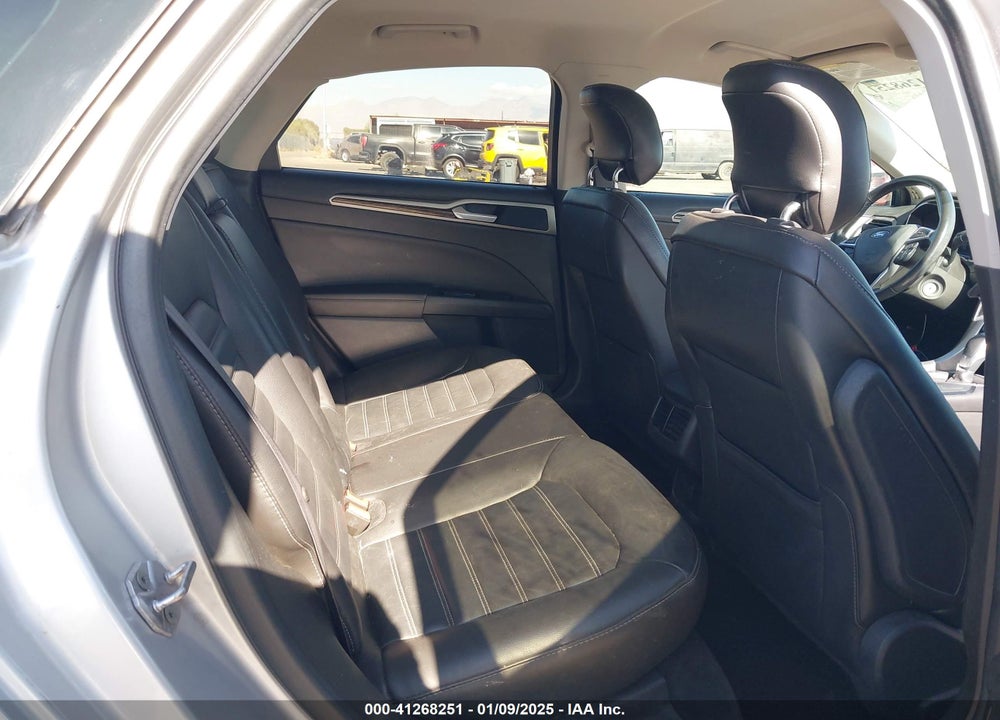 2014 FORD FUSION SE VIN: 3FA6P0HD1ER177120