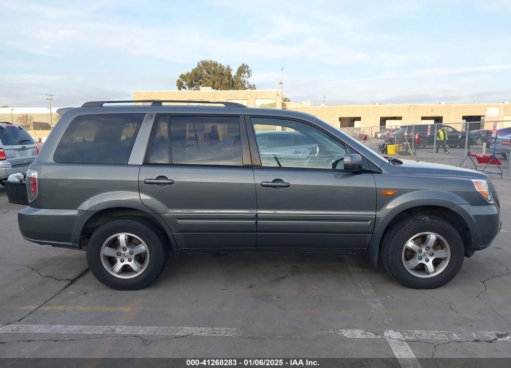 2008 HONDA PILOT EX-L VIN: 5FNYF18558B038117