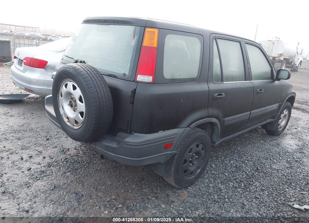 1998 HONDA CR-V LX VIN: JHLRD1843WC076766
