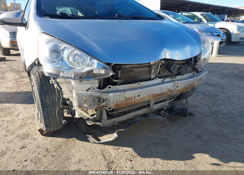 2012 TOYOTA PRIUS C TWO VIN: JTDKDTB32C1509740