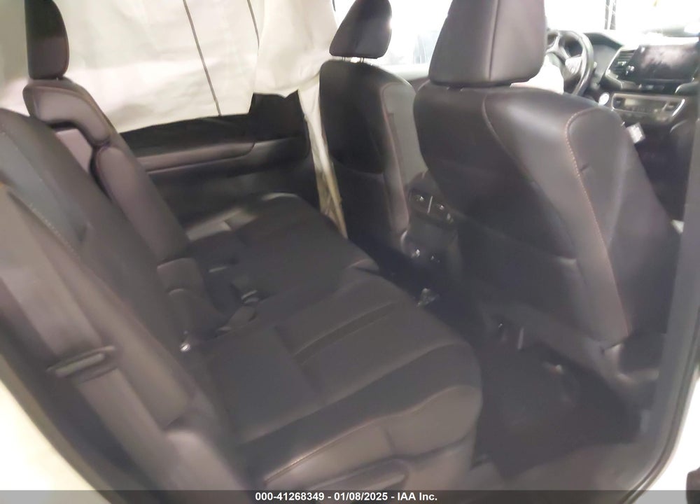 2024 HONDA PASSPORT TRAILSPORT VIN: 5FNYF8H62RB011007