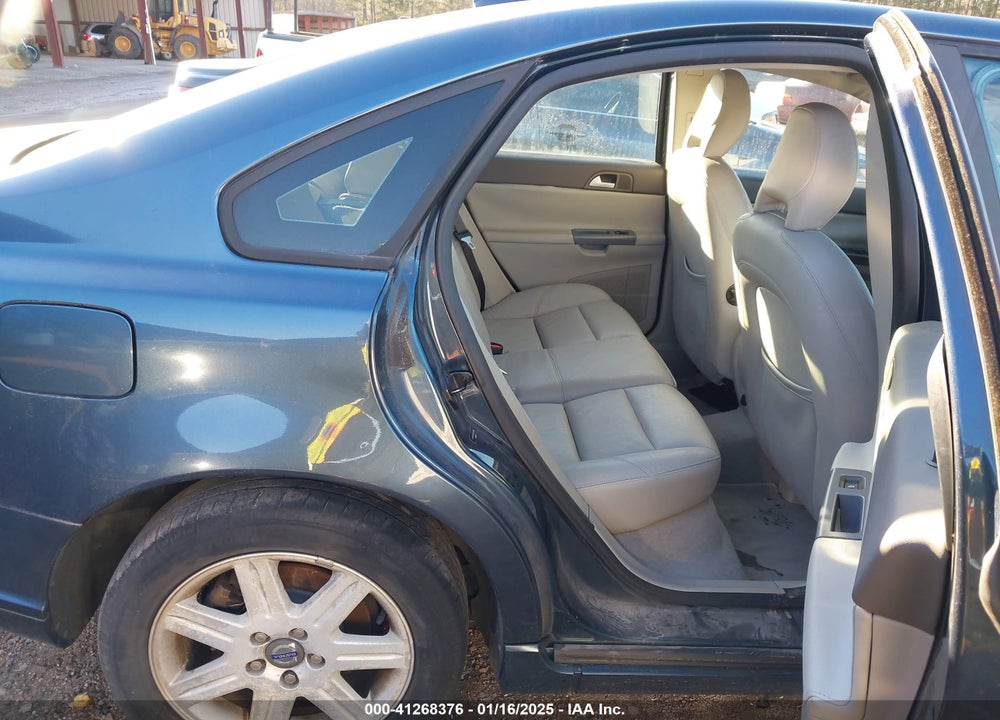 2008 VOLVO S40 2.4I VIN: YV1MS382982363894