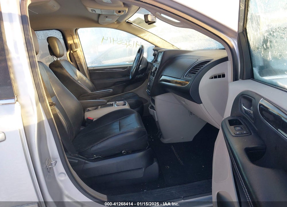 2012 CHRYSLER TOWN & COUNTRY TOURING VIN: 2C4RC1BG7CR301177