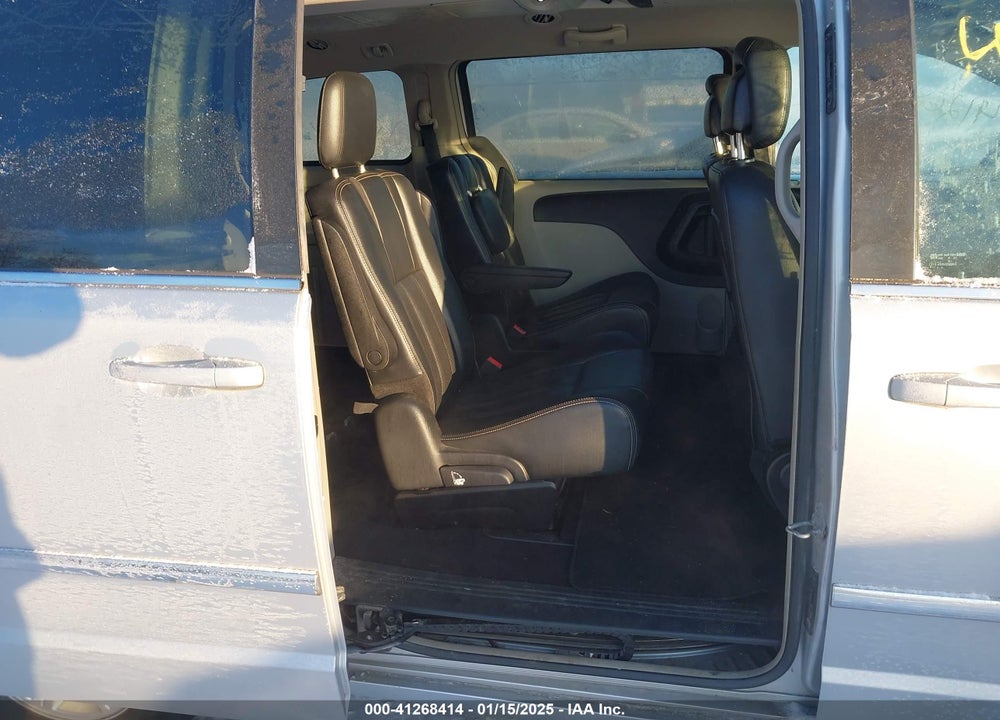 2012 CHRYSLER TOWN & COUNTRY TOURING VIN: 2C4RC1BG7CR301177