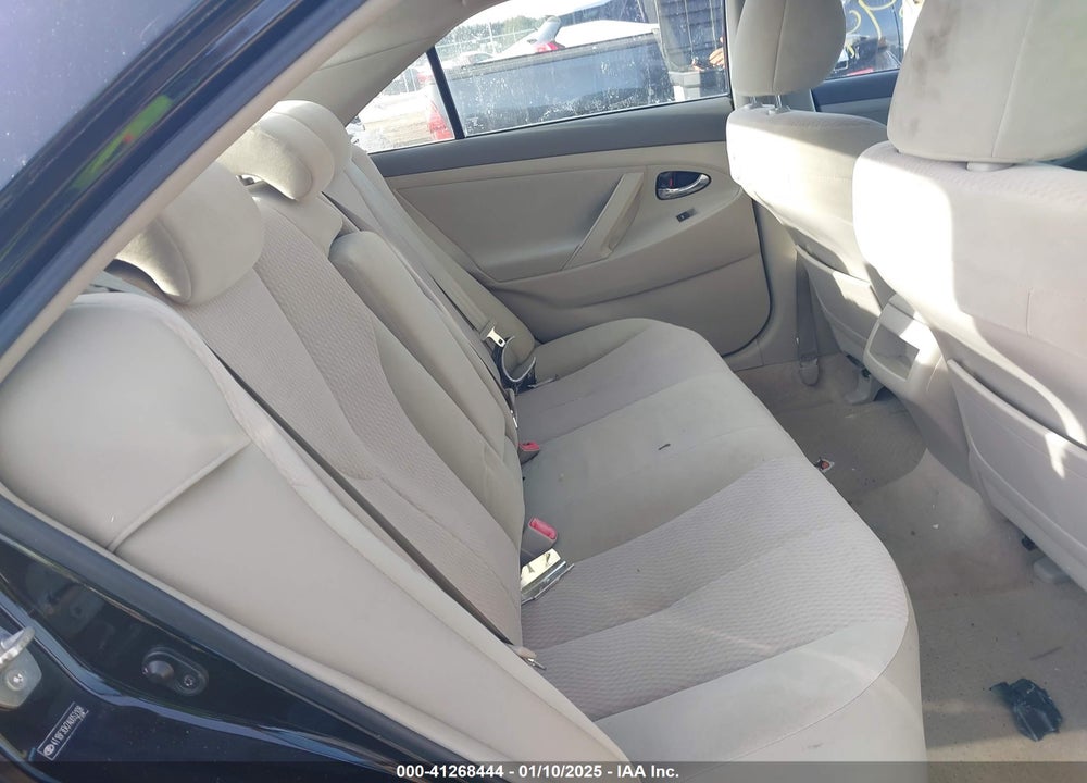 2010 TOYOTA CAMRY LE VIN: 4T1BF3EK7AU053108