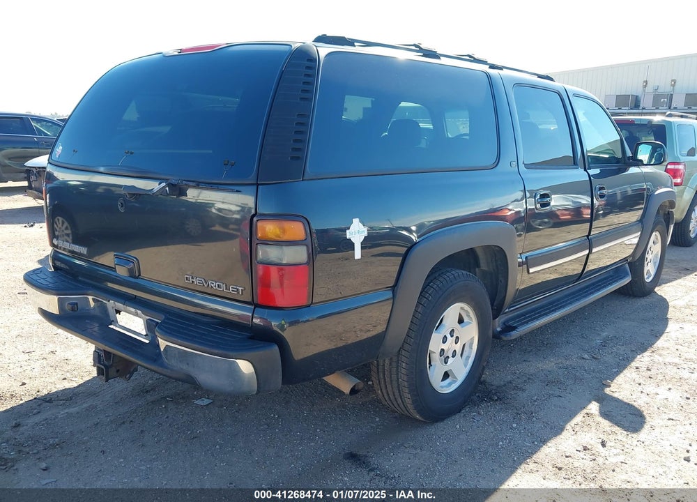 2005 CHEVROLET SUBURBAN 1500 LT VIN: 1GNEC16Z05R153125