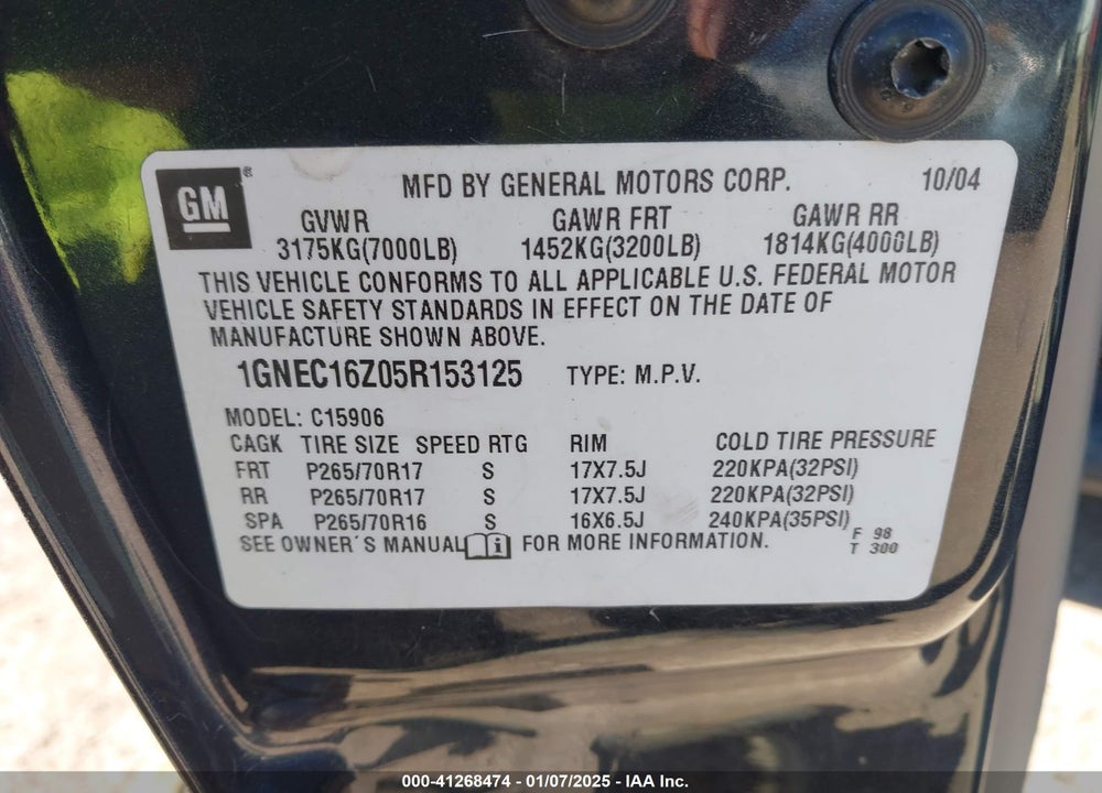 2005 CHEVROLET SUBURBAN 1500 LT VIN: 1GNEC16Z05R153125