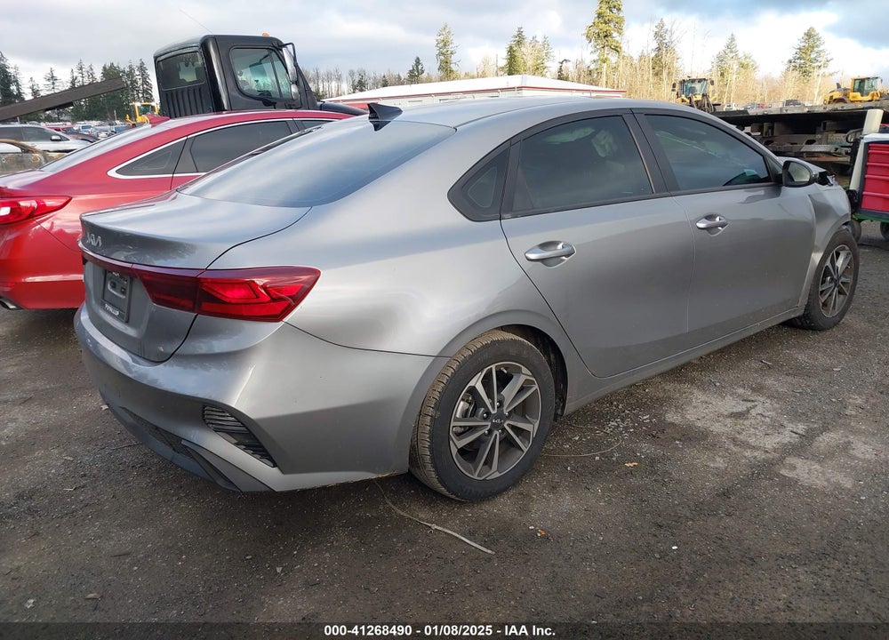 2023 KIA FORTE VIN: 3KPF24AD7PE593550