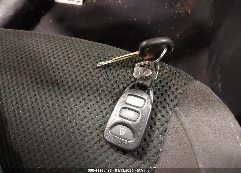2010 KIA FORTE VIN: KNAFW6A30A5123884