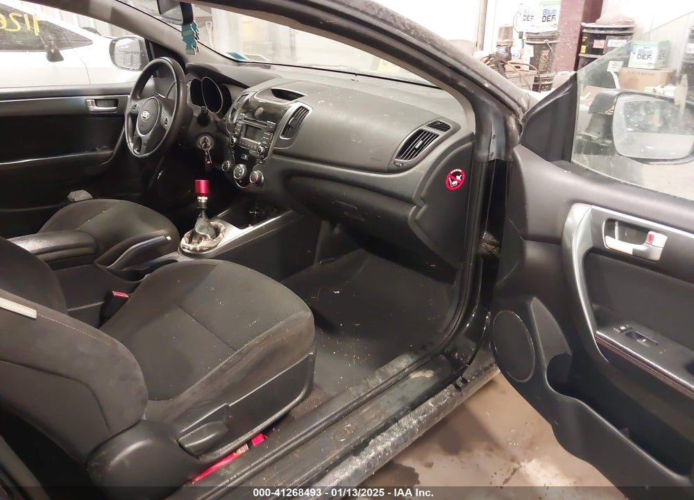 2010 KIA FORTE VIN: KNAFW6A30A5123884