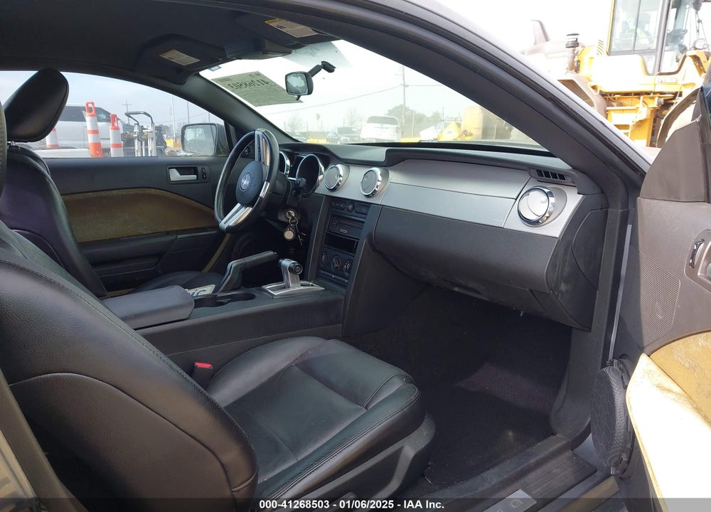 2007 FORD MUSTANG V6 DELUXE/V6 PREMIUM VIN: 1ZVFT80N775218605