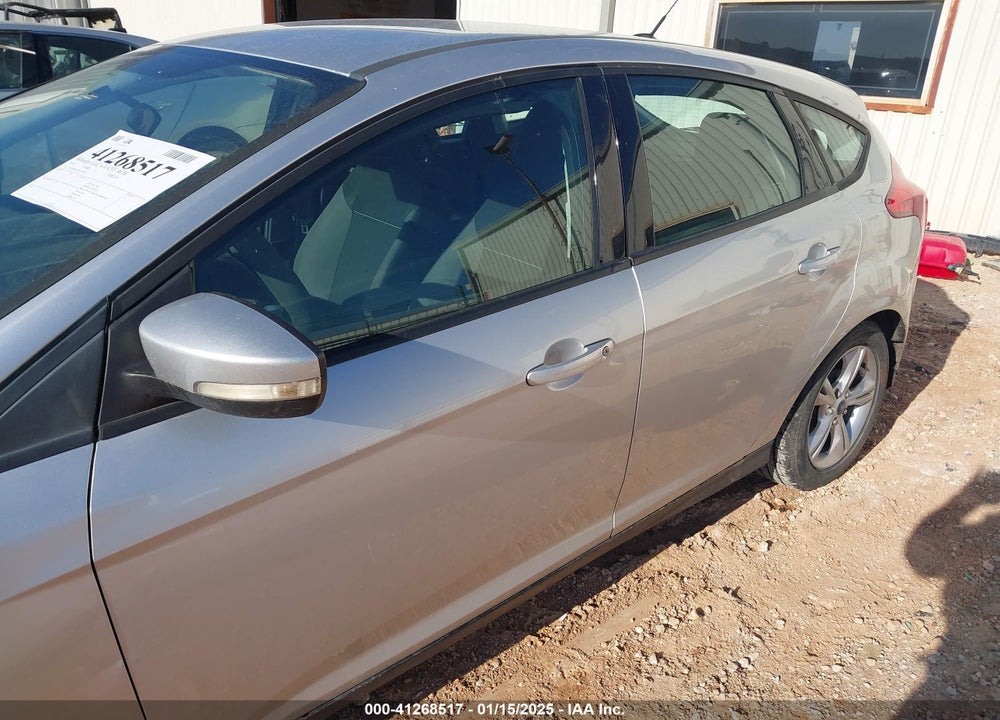 2014 FORD FOCUS SE VIN: 1FADP3K27EL113081