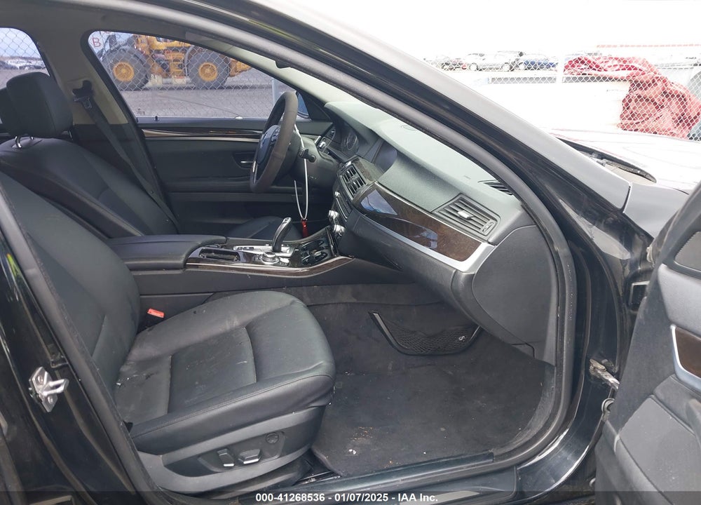 2012 BMW 528 VIN: WBAXG5C56CDX04132