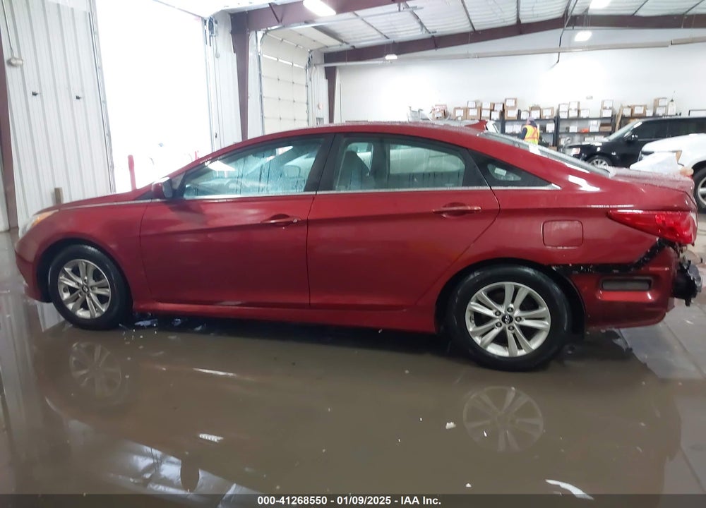 2014 HYUNDAI SONATA GLS VIN: 5NPEB4AC0EH854125