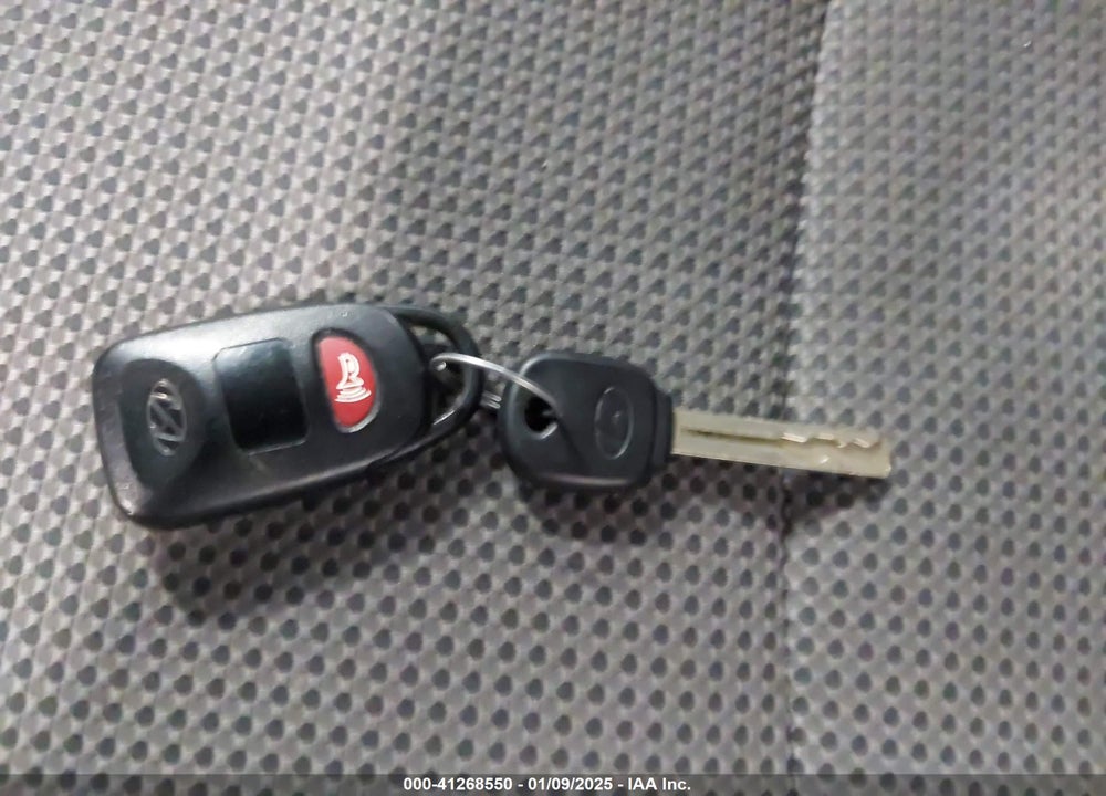 2014 HYUNDAI SONATA GLS VIN: 5NPEB4AC0EH854125