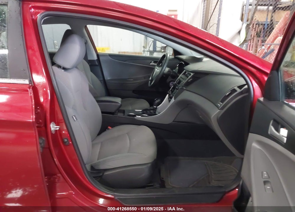 2014 HYUNDAI SONATA GLS VIN: 5NPEB4AC0EH854125