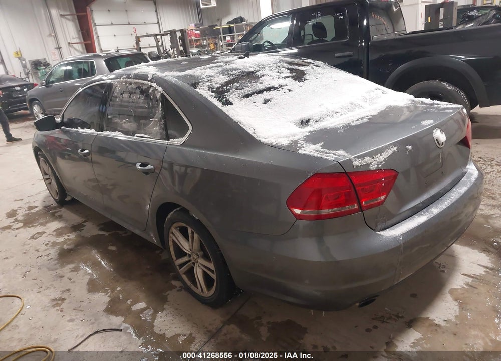 2014 VOLKSWAGEN PASSAT 1.8T SE VIN: 1VWBS7A38EC095303