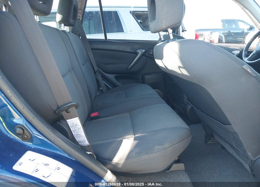2005 TOYOTA RAV4 VIN: JTEGD20V950079648