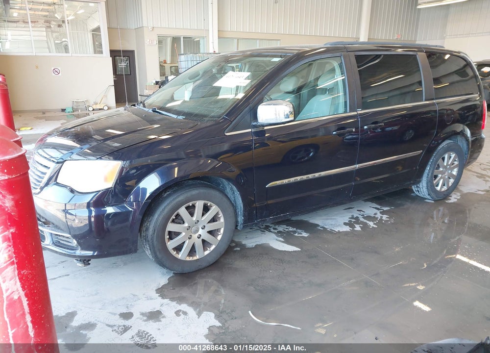 2011 CHRYSLER TOWN & COUNTRY TOURING-L VIN: 2A4RR8DG3BR607855