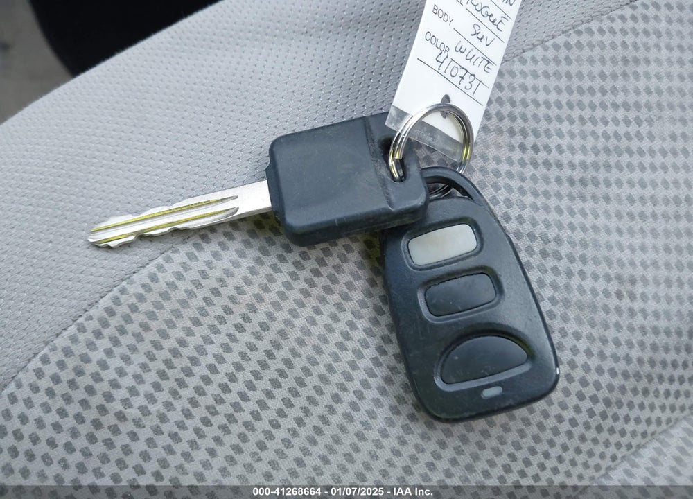 2012 NISSAN ROGUE S VIN: JN8AS5MV6CW410731