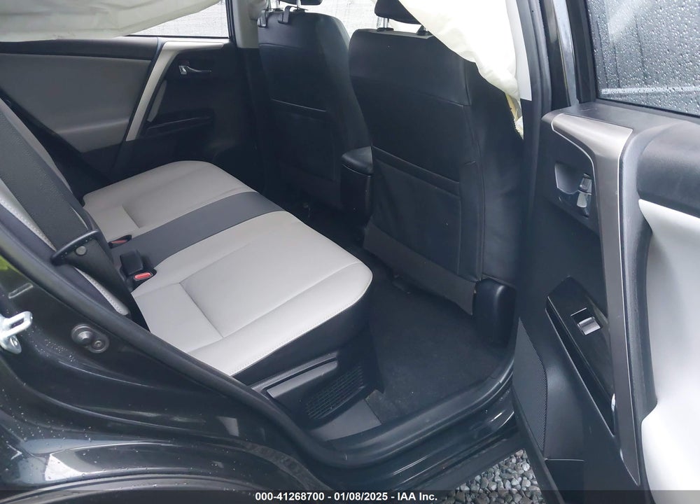 2018 TOYOTA RAV4 HYBRID LIMITED VIN: JTMDJREV9JD155079