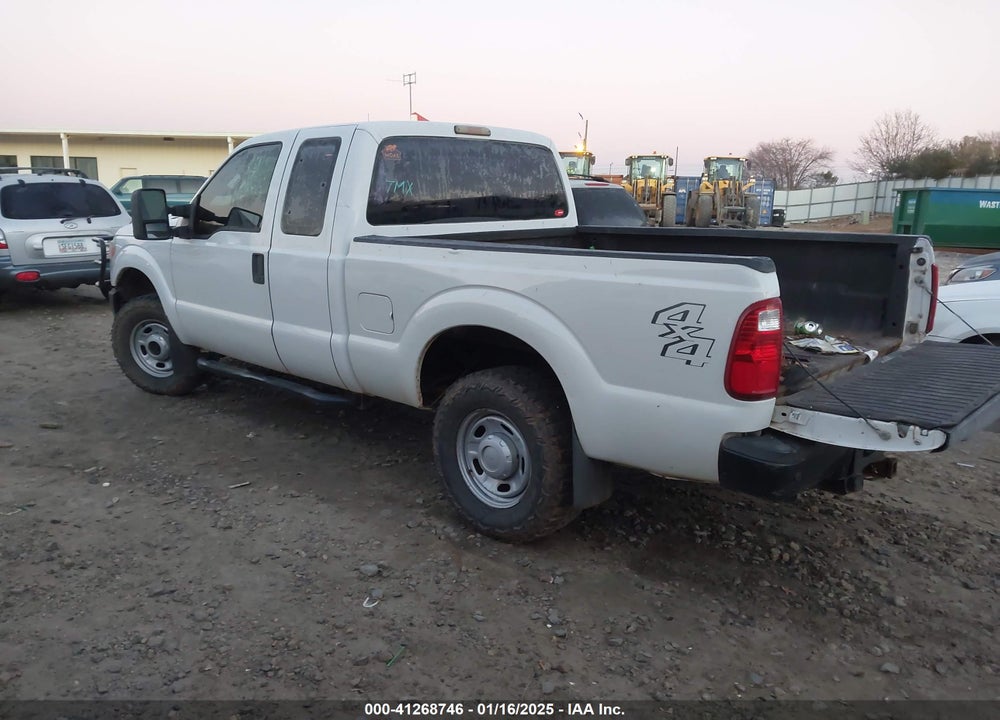 2011 FORD F-250 XL VIN: 1FT7X2B61BEB46713