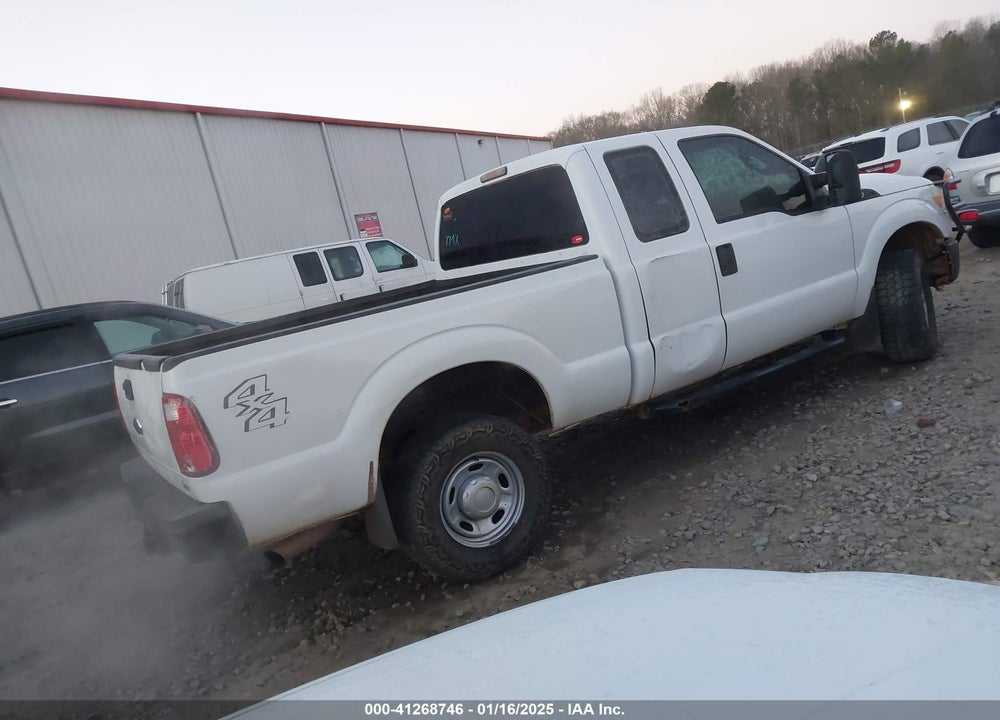 2011 FORD F-250 XL VIN: 1FT7X2B61BEB46713