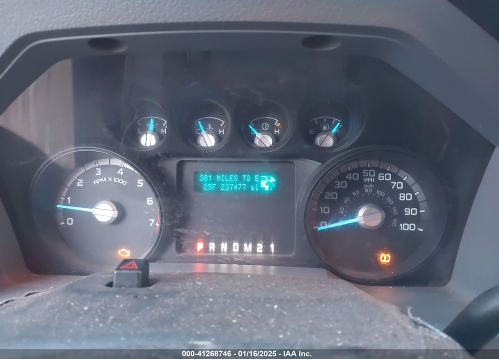 2011 FORD F-250 XL VIN: 1FT7X2B61BEB46713