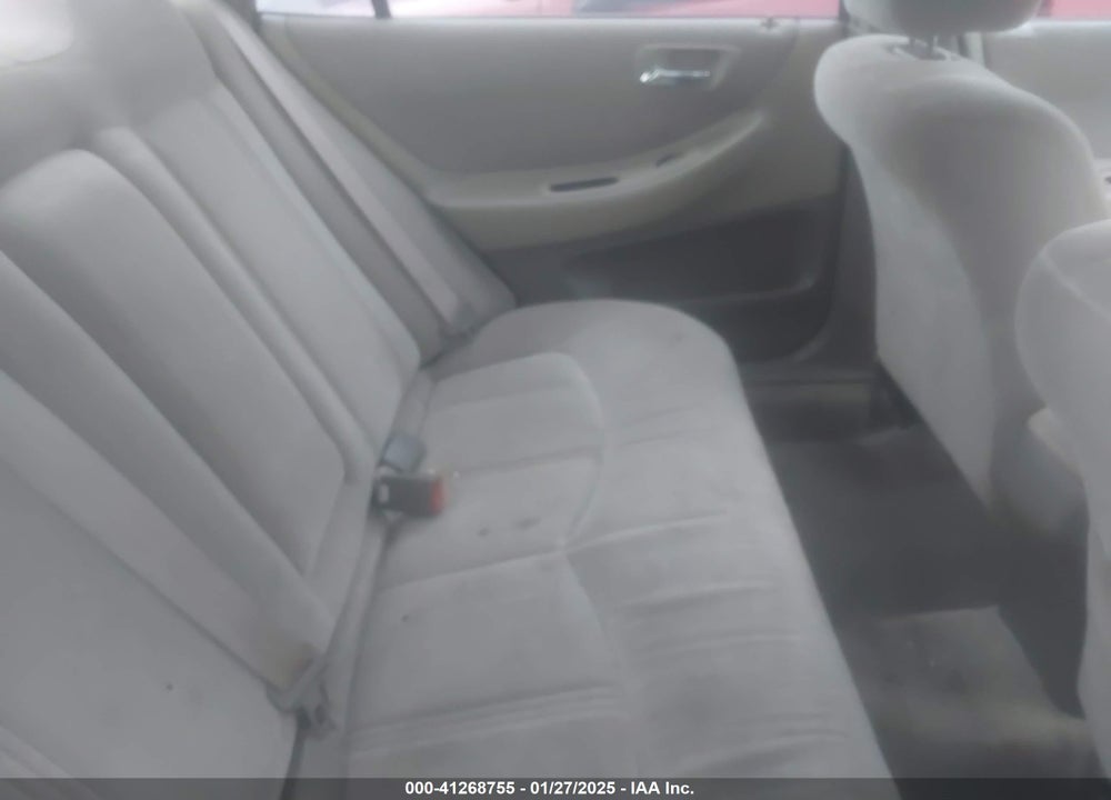 2000 HONDA ACCORD 2.3 LX VIN: 1HGCG5644YA117216