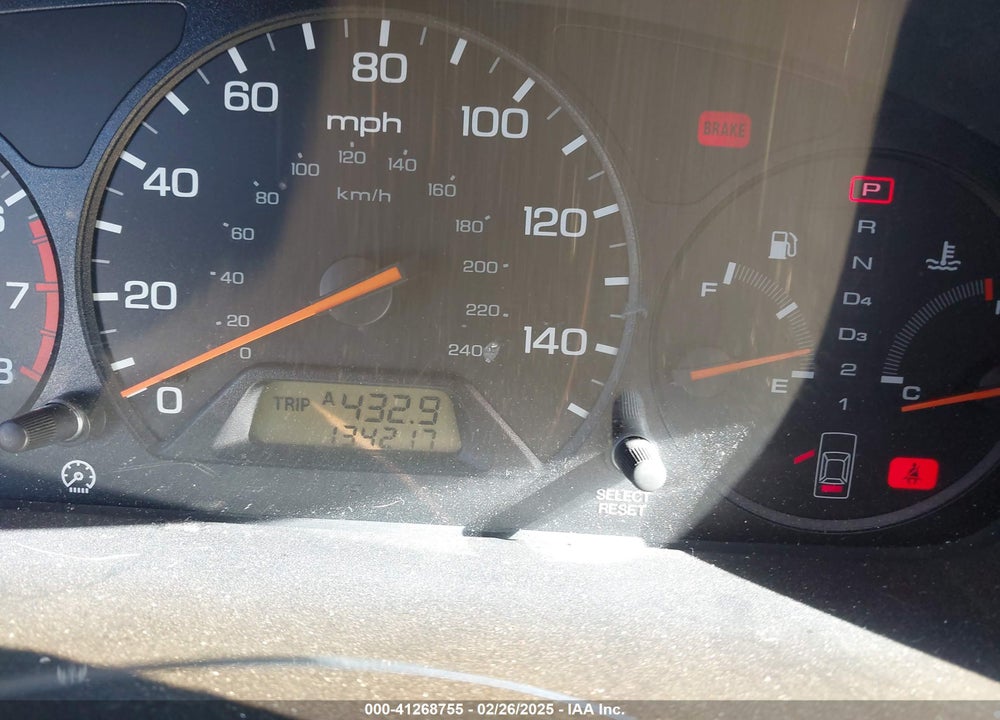 2000 HONDA ACCORD 2.3 LX VIN: 1HGCG5644YA117216