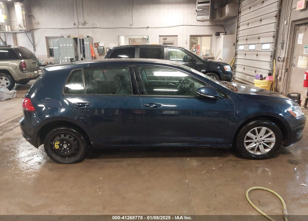 2017 VOLKSWAGEN GOLF VIN: 3VW117AU4HM070960