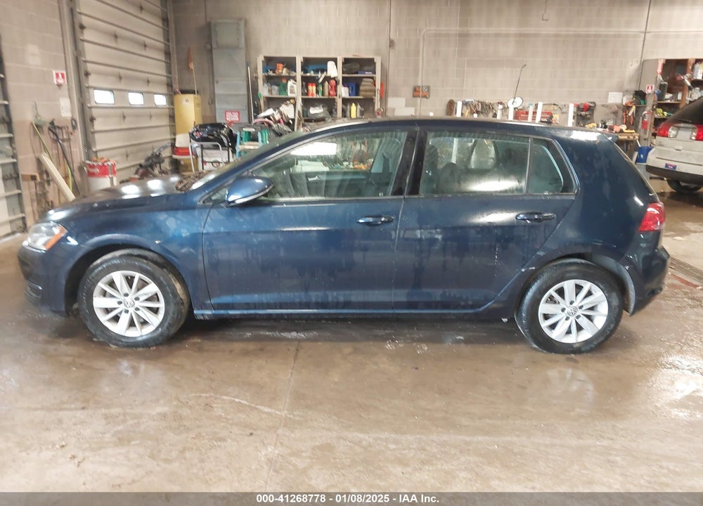 2017 VOLKSWAGEN GOLF VIN: 3VW117AU4HM070960