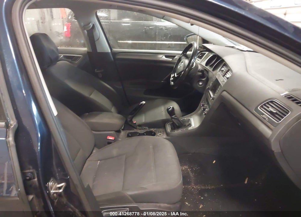 2017 VOLKSWAGEN GOLF VIN: 3VW117AU4HM070960