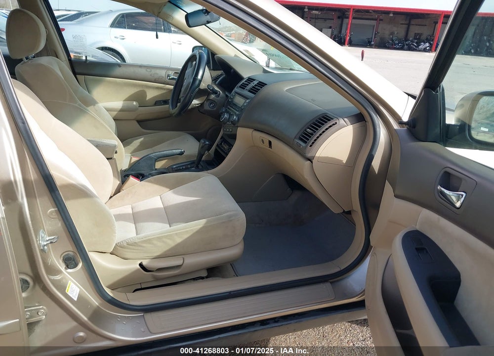 2005 HONDA ACCORD 2.4 DX VIN: 1HGCM56115A170773