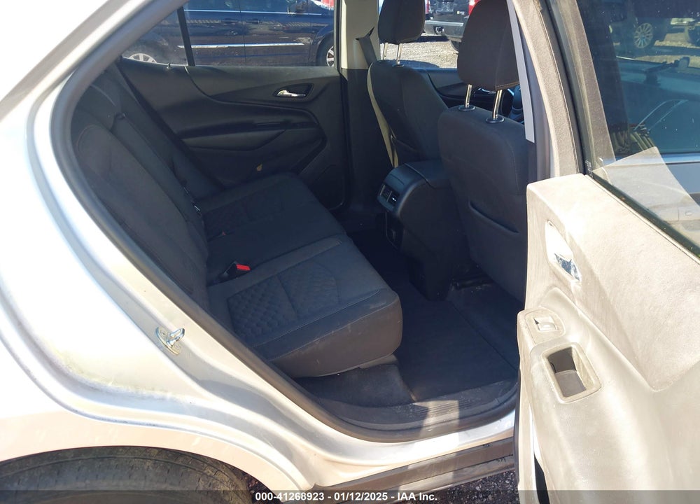2018 CHEVROLET EQUINOX LT VIN: 3GNAXJEV4JS621284