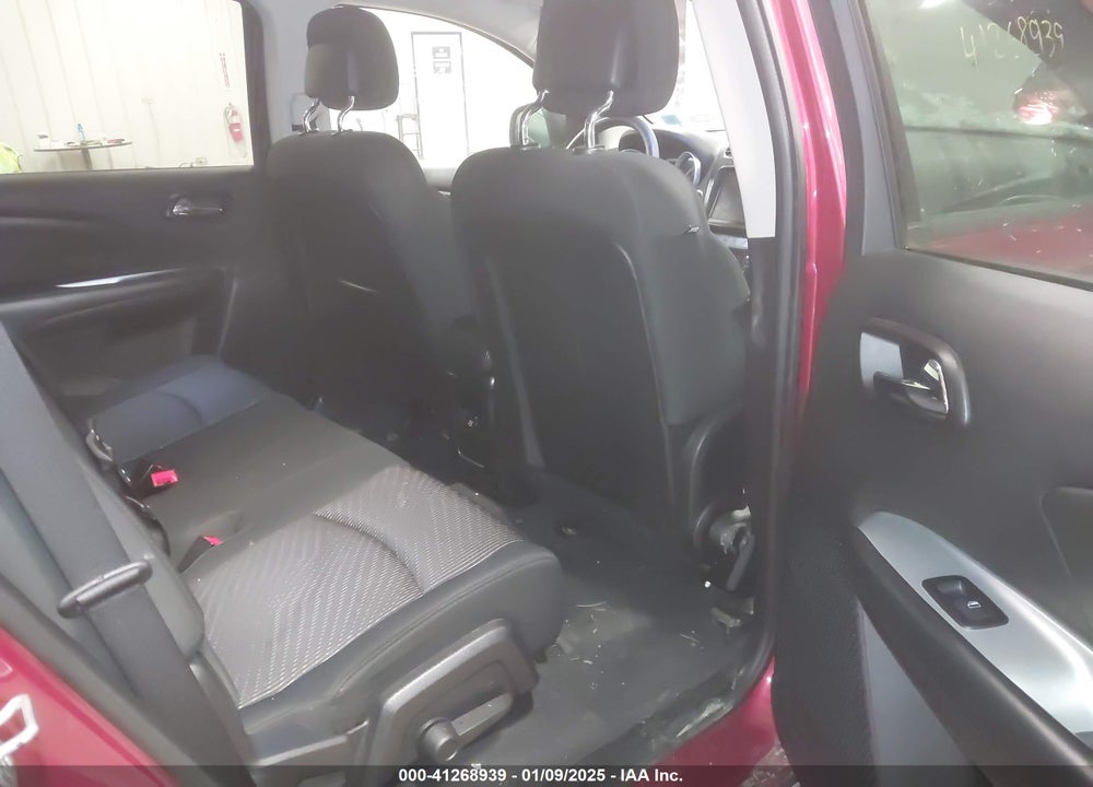 2011 DODGE JOURNEY MAINSTREET VIN: 3D4PG1FG8BT505264