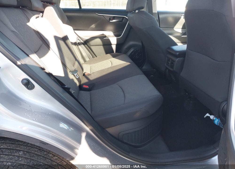 2021 TOYOTA RAV4 HYBRID XLE VIN: 4T3RWRFVXMU033957