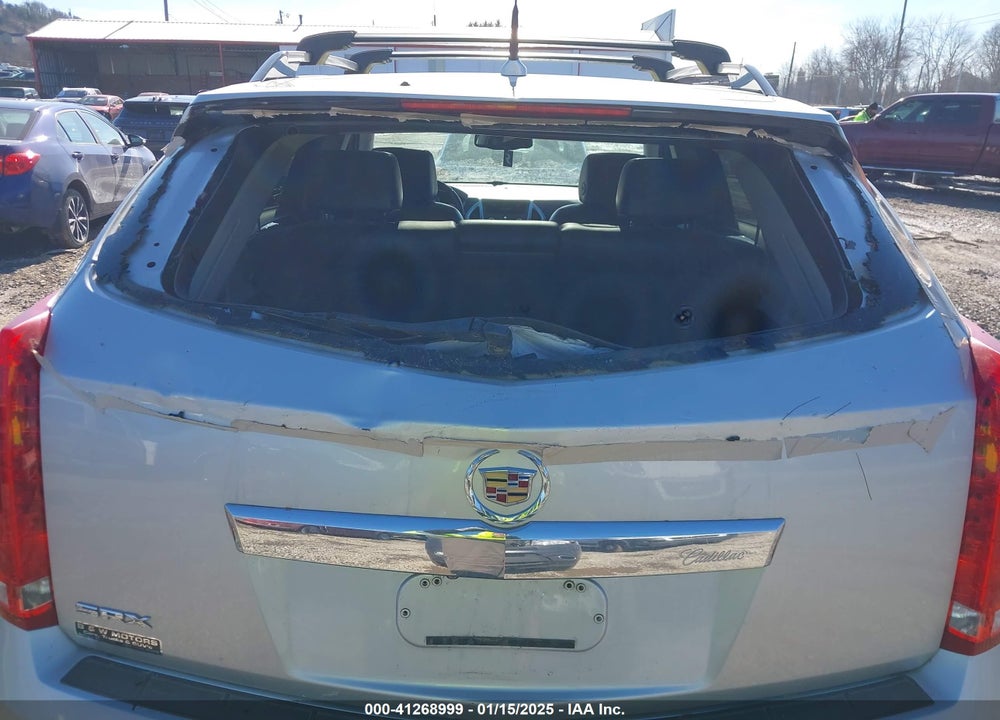 2011 CADILLAC SRX LUXURY COLLECTION VIN: 3GYFNAEY8BS560290