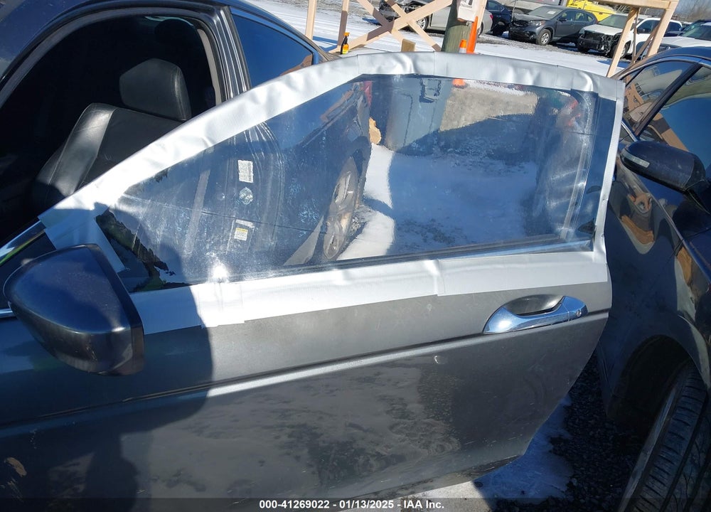 2011 HONDA ACCORD 3.5 EX-L VIN: 1HGCS2B81BA002585