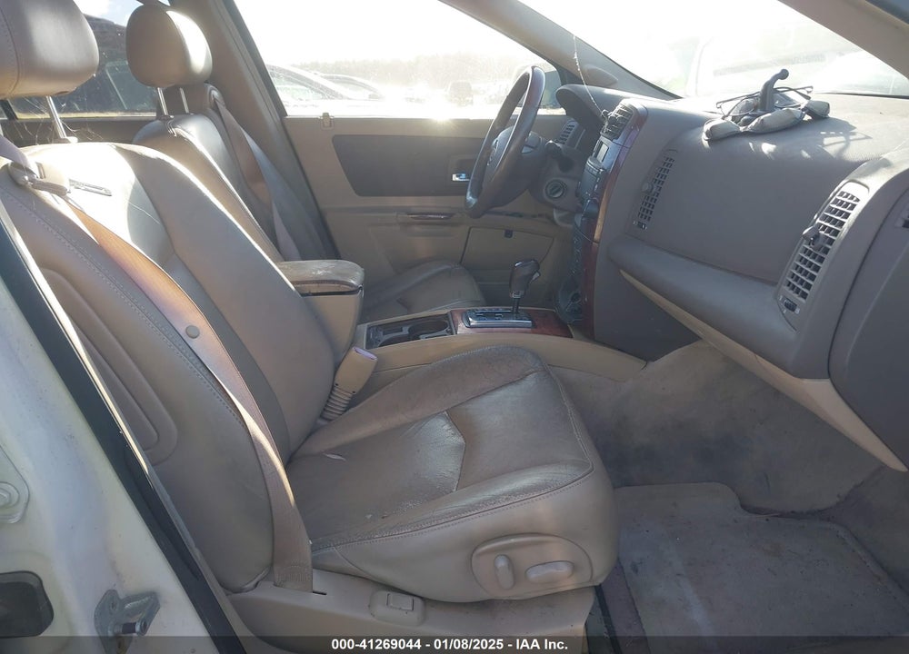2006 CADILLAC SRX VIN: 1GYEE637760200329