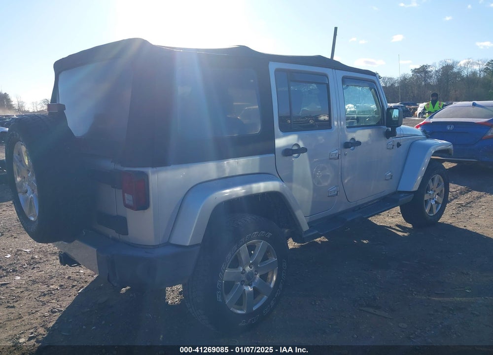 2007 JEEP WRANGLER UNLIMITED SAHARA VIN: 1J4GA59127L186048
