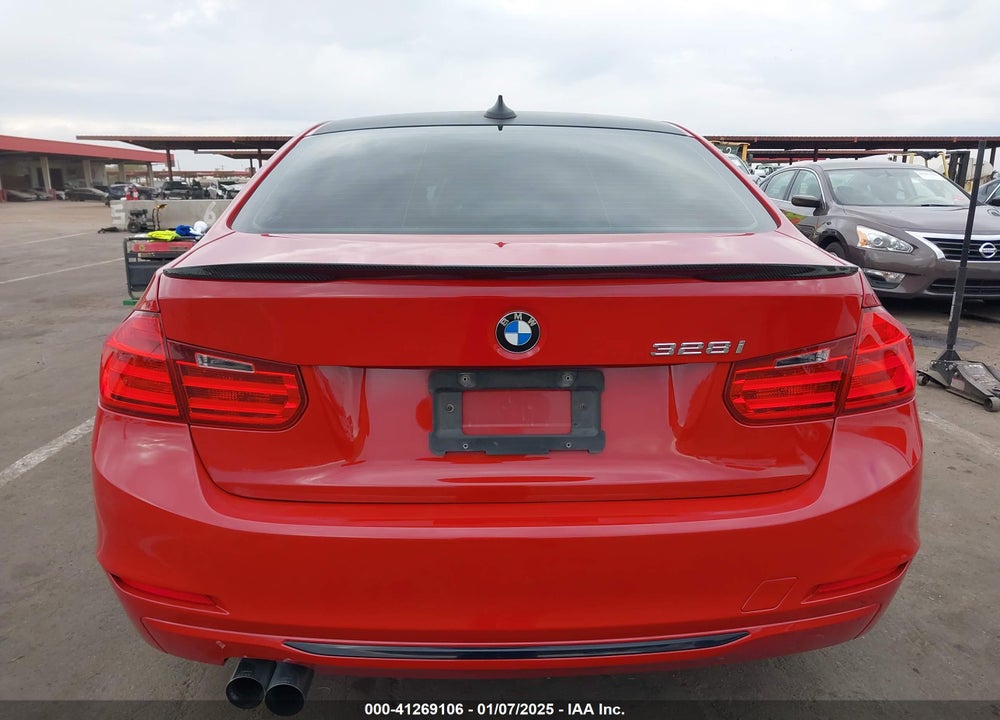 2013 BMW 328I VIN: WBA3A5G57DNP21334
