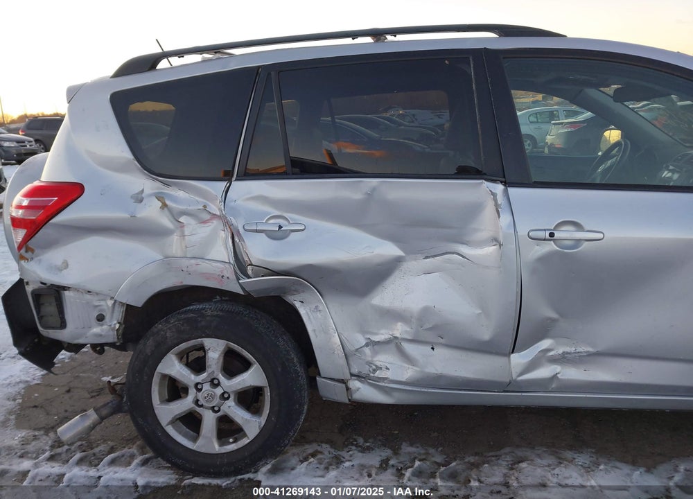 2009 TOYOTA RAV4 LIMITED VIN: 2T3BF31VX9W004505
