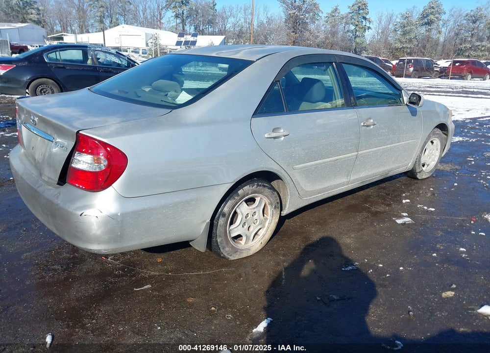 2002 TOYOTA CAMRY LE VIN: 4T1BE32KX2U081705